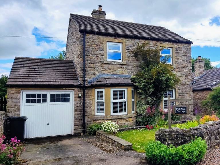 Cottage  Redmire