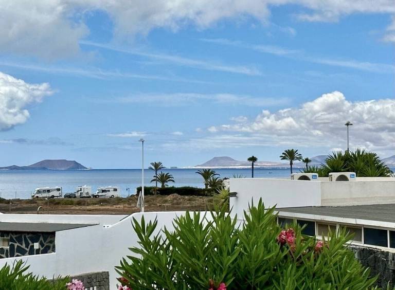 Villa  Playa Blanca