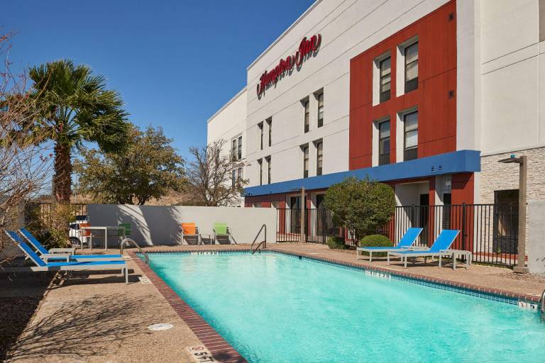 Hampton Inn Eagle Pass — photo 2