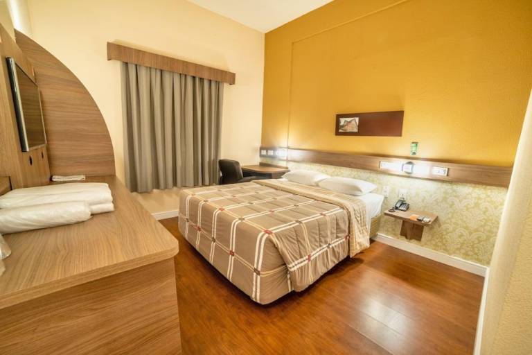 Hotel 10 Blumenau — photo 2
