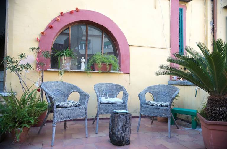 Bed and breakfast  Naples