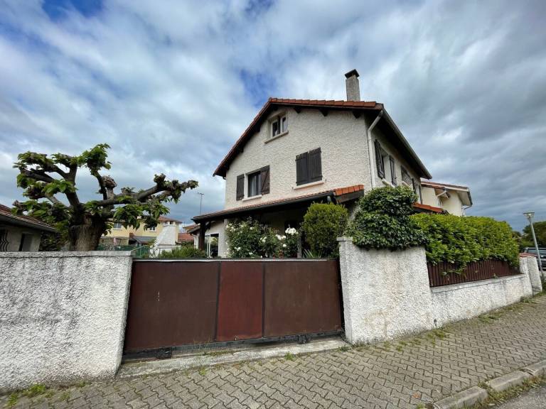 Maison de vacances Saint-Genis-Laval