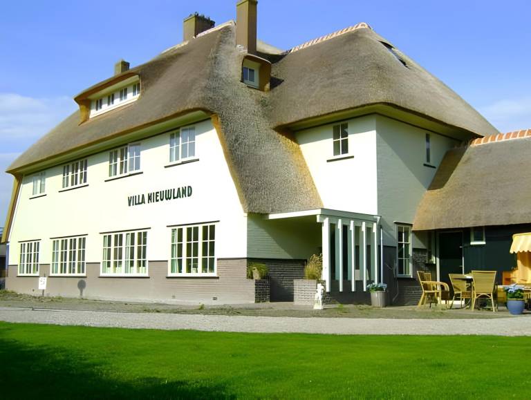 Villa Nieuwland B&B