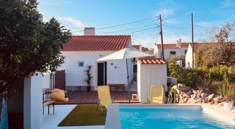 Vacation home with patio, garden & barbecue | Pets allowed in Évora