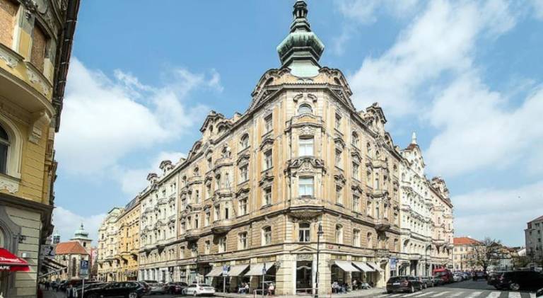 Apartment | Next to Prague astronomical clock — photo 3