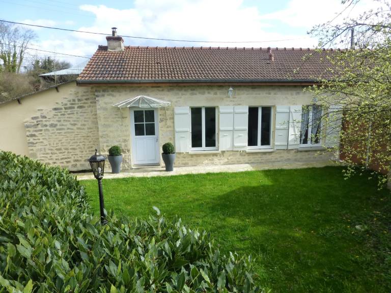 Cottage  Lézinnes