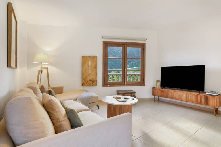 Vacation Apartment 'Con Gran Terraza Y Vistas' with Balcony, Wi-Fi and Air Conditioning — photo 4