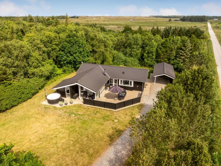 Ferienhaus mit Hund in Rødhus f&uuml;r max. 8 Personen