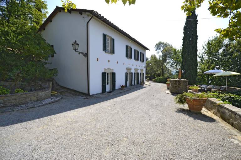 Villa with garden, pool & patio | Panoramic view — photo 5