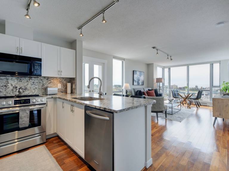 Condo  Oak Bay