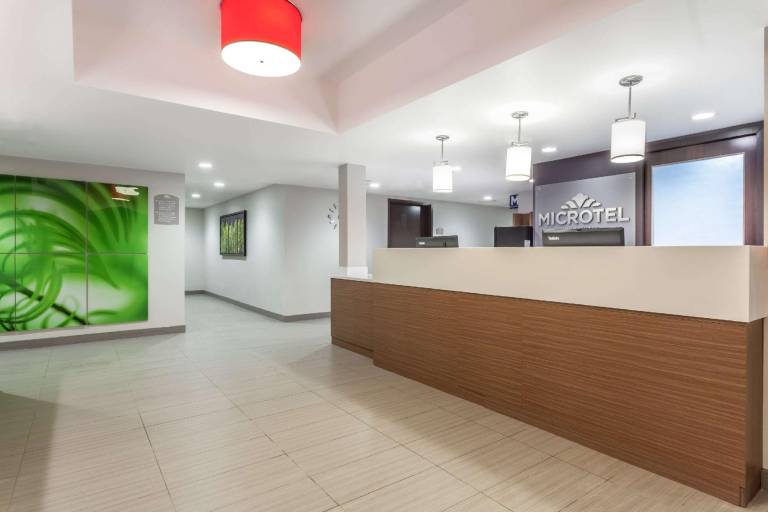 Microtel Inn & Suites by Wyndham Kirkland Lake — photo 4