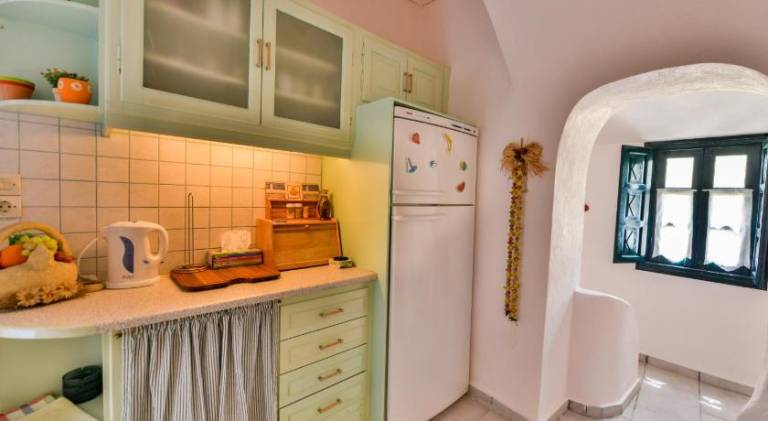 Christos Apartments Oia — photo 5