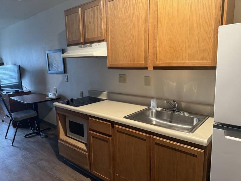 WoodSpring Suites St Louis St Charles — photo 3