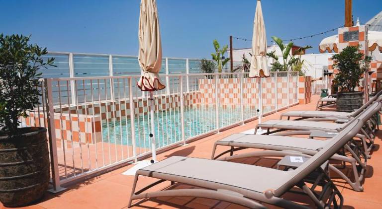 Serviced apartment with terrace | Pets allowed — photo 2