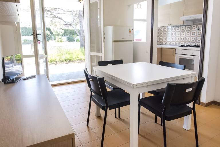 Child-friendly charming apartment with yard | Next to the beach | Pet-friendly — photo 3