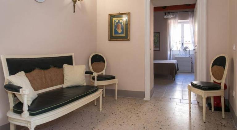 Holiday apartment with 2 rooms for 6 persons — photo 4