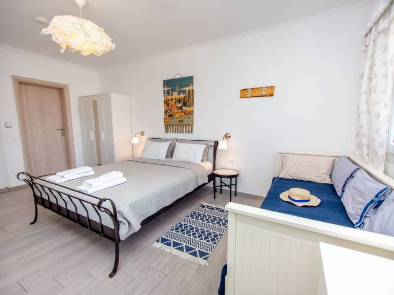Rental apartment with garden in Thessaloniki