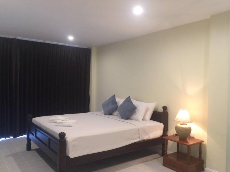 Apartment Karon Beach