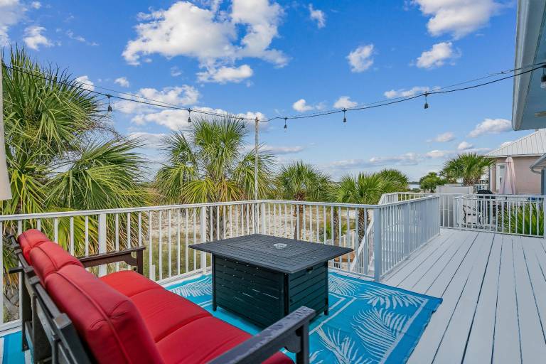 Vacation home with BBQ & pool | River view in Pensacola, FL