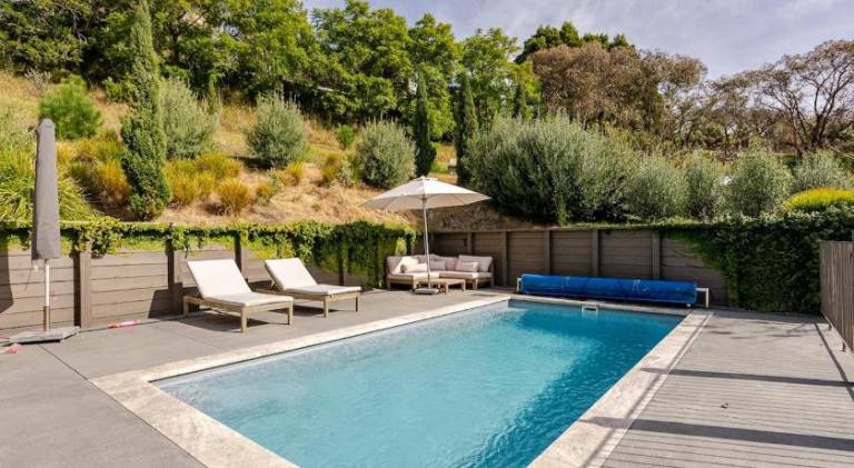 Rental apartment with pool — photo 4
