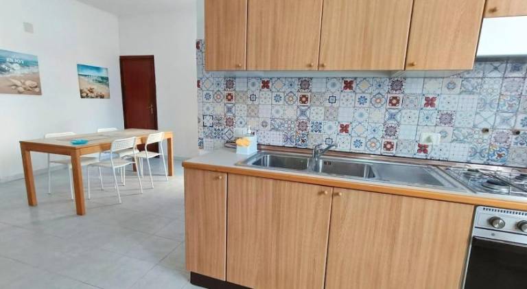 Rental apartment with 1 room for 6 persons — photo 4
