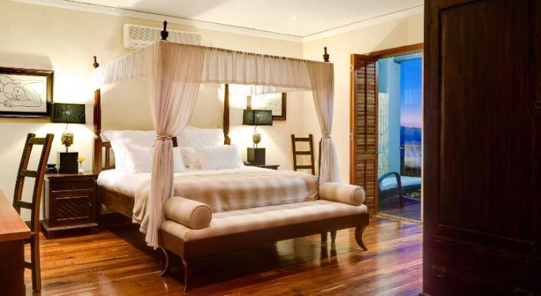 The Cape Bali Luxury Villa with Ocean Views in Camps Bay — photo 2