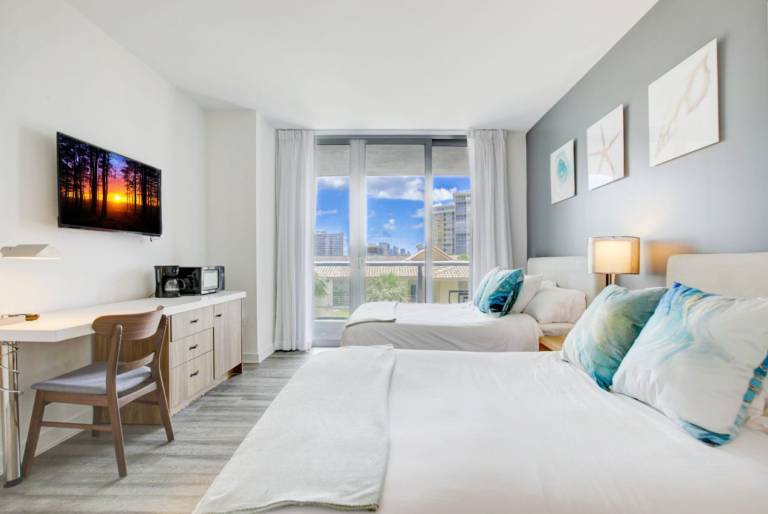 Amazing studio Beachwalk