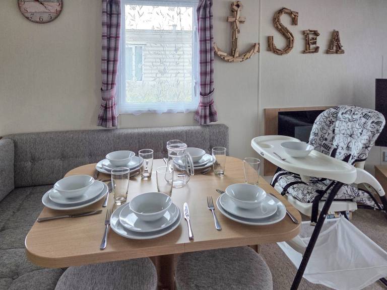 Family-oriented cottage with garden, pool & sauna | River view | Pets allowed — photo 2