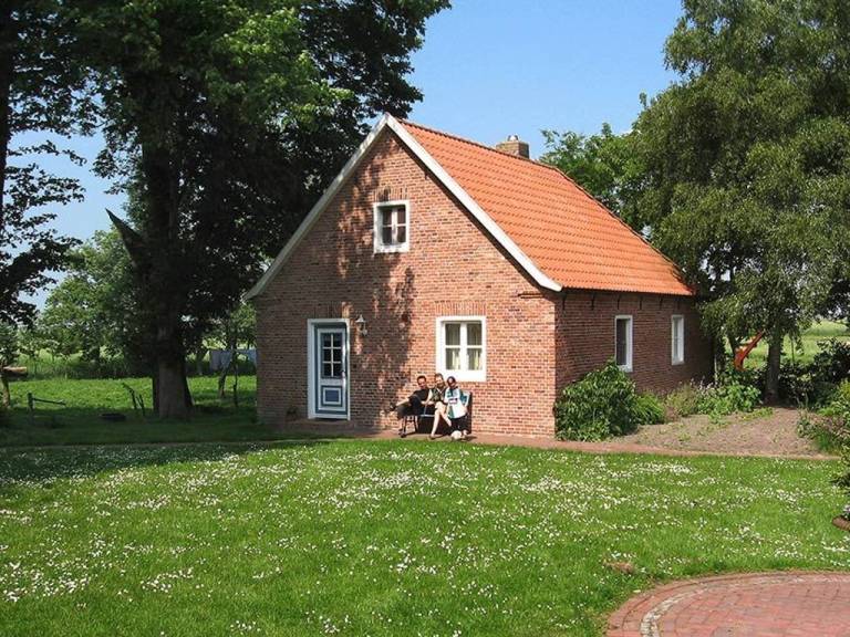 Ferienhaus mit Hund inWerdum  f&uuml;r max. 6 Personen