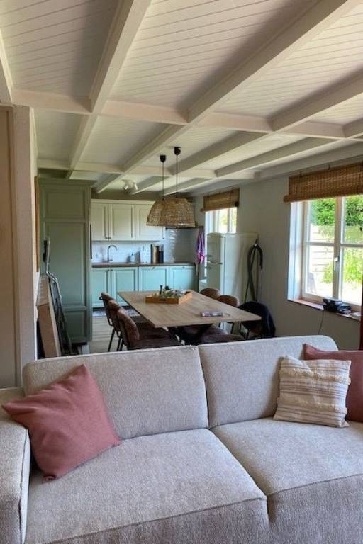 Vacation home with barbeque, pool & garden — photo 5