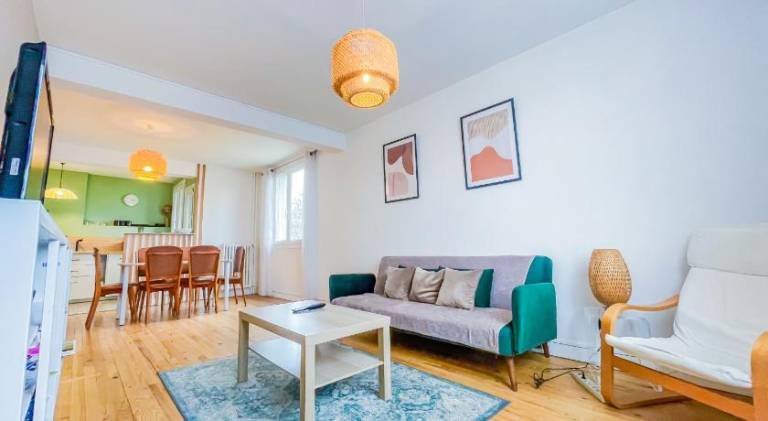 Lovely holiday apartment | Pets are welcome in Clermont-Ferrand
