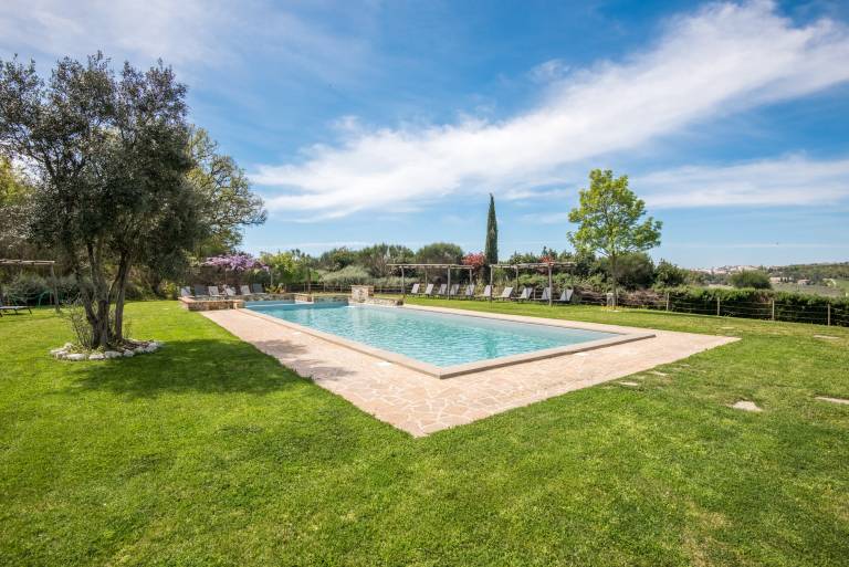 156 m&sup2; Villa