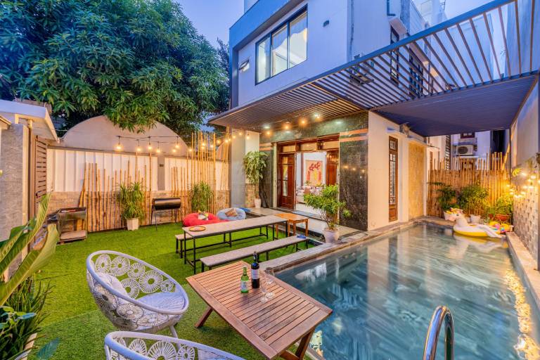 HM Villa Danang Beach / Pool Villa Private in Da Nang