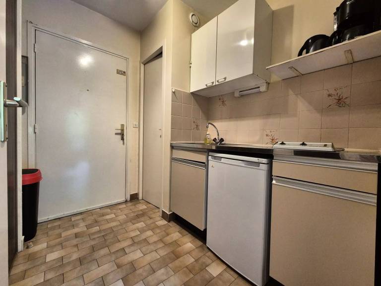 Residence Le Saint Charles A - Studio ideally located 50 m from Thermes Chevalley! — photo 3