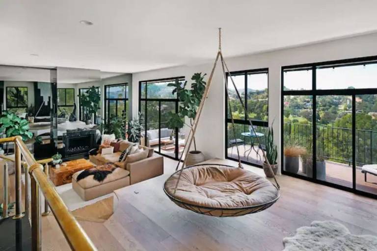 House Woodland Hills