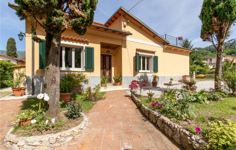 Casa  Piano di Mommio