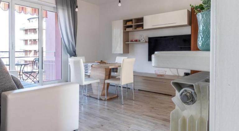 Rental apartment with 2 rooms for 6 persons — photo 2