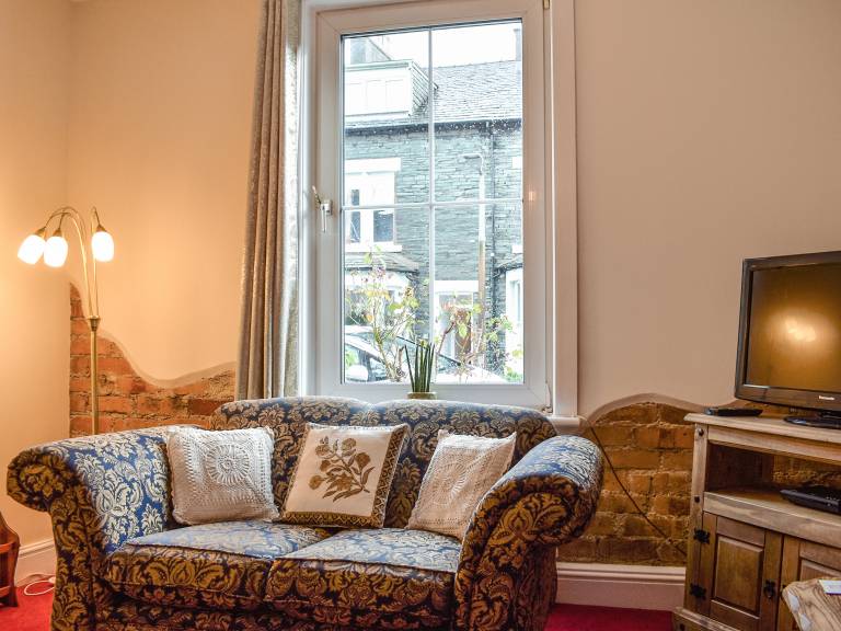 Child-friendly wonderful cottage with garden | River view | Pets allowed — photo 5