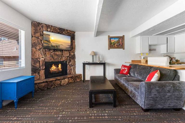 Village Suites Inn. Kodiak Bear, Perfect Location in the Village, fully equipped upstairs unit. in San Bernardino, CA