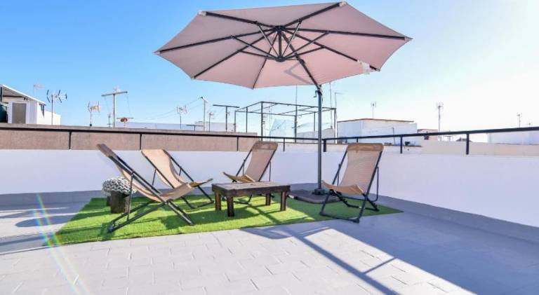 Rental apartment with patio | Next to the beach | Pets allowed — photo 3
