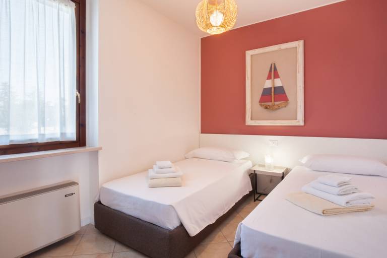 Holiday apartment with garden & pool — photo 4