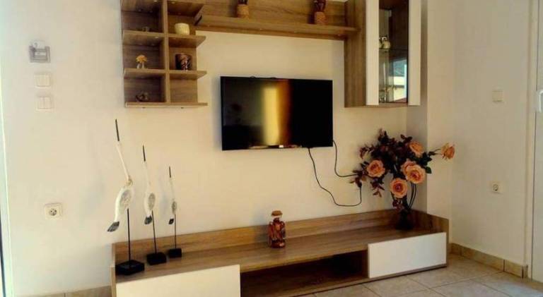 Holiday apartment with yard, barbeque & patio in Rhodes