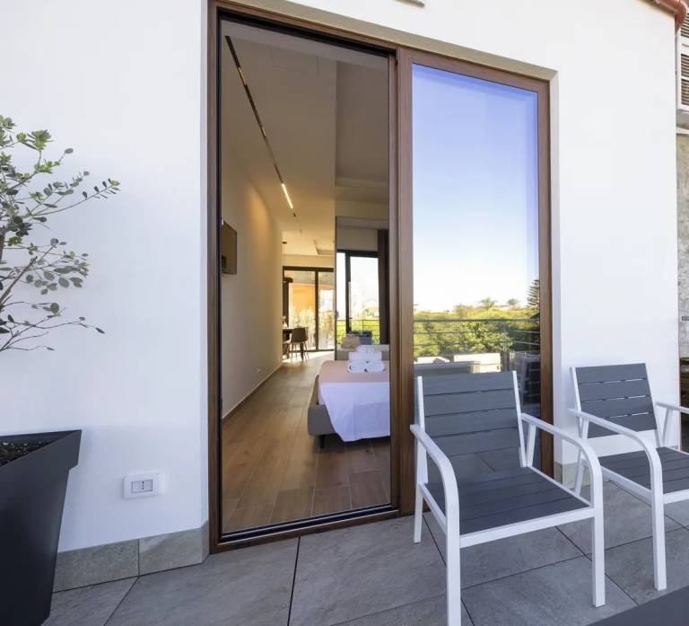 Holiday Apartment "La Brisa - Maestrale' with Mountain View, Private Terrace & Wi-Fi — photo 2
