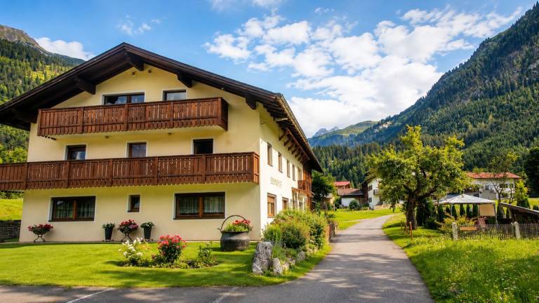 Ferienwohnung  Elbigenalp