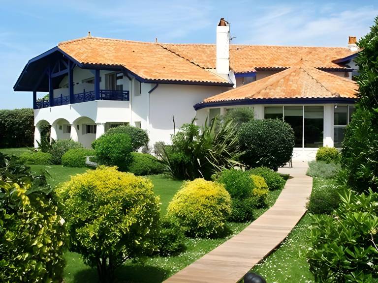 Villa L'Arche in Biarritz