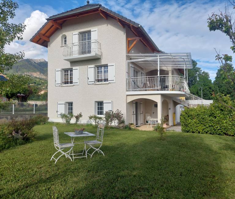 Appartement La Bâtie-Neuve