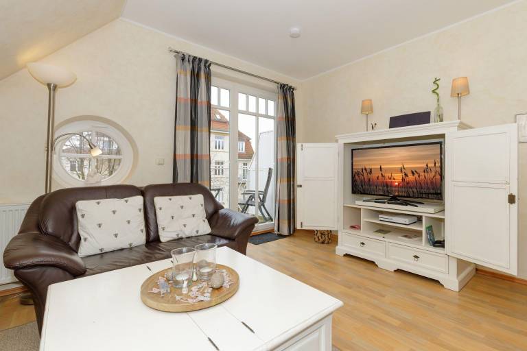 Rental apartment with 2 rooms for 4 persons in Kuehlungsborn