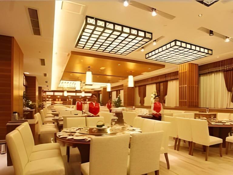 Chengdu Huifeng Hotel — photo 3