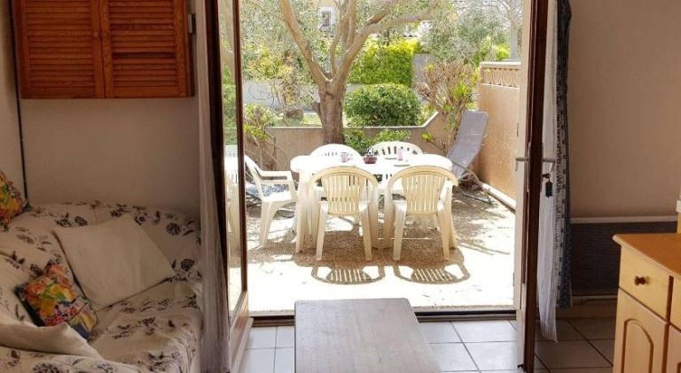 Villa with 1 room for 5 persons — photo 2