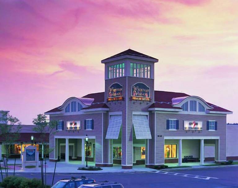 House  Plainville